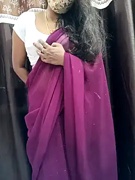 Snapshot of indian-adhaya chatting on September 15, 2025, 7:52 am indian-adhaya online show from September 15, 2025, 7:52 am