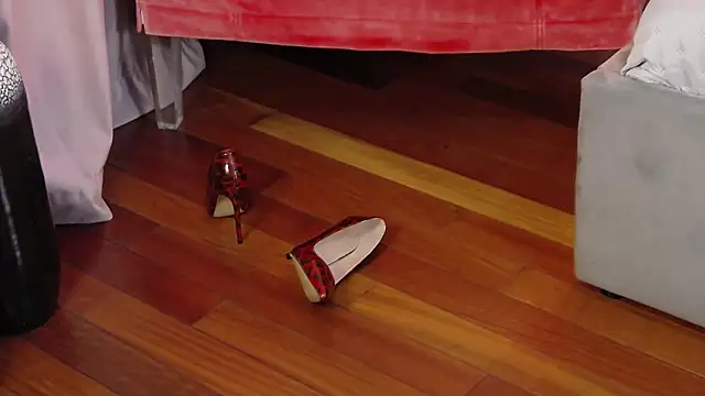 AryaEve online show from September 29, 2025, 5:34 am