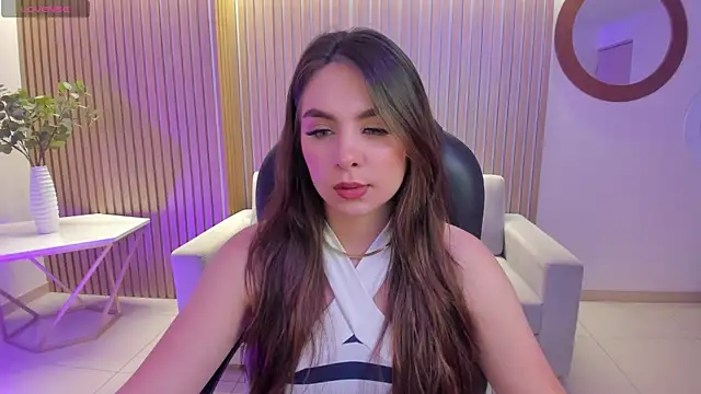 Snapshot of EloisaOlivero chatting on January 30, 2025, 11:22 am EloisaOlivero online show from January 30, 2025, 11:22 am