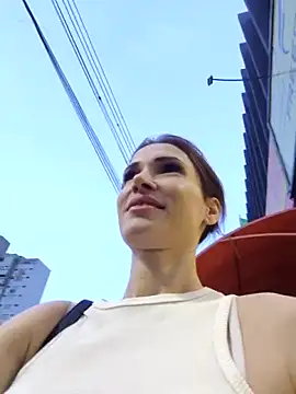 Irresistible24 online show from November 7, 2025, 9:48 pm