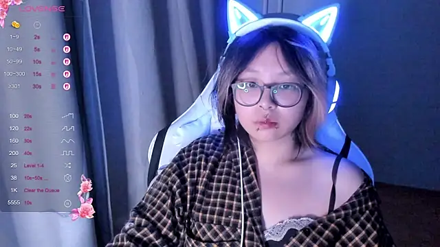 maydaykimmy online show from November 11, 2025, 12:54 am