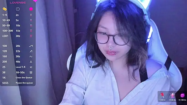 Snapshot of maydaykimmy chatting on May 23, 2026, 9:52 pm maydaykimmy online show from May 23, 2026, 9:52 pm