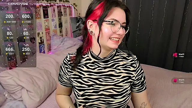 Snapshot of ss-katekisa-ss chatting on February 25, 2025, 2:22 pm ss-katekisa-ss online show from February 25, 2025, 2:22 pm