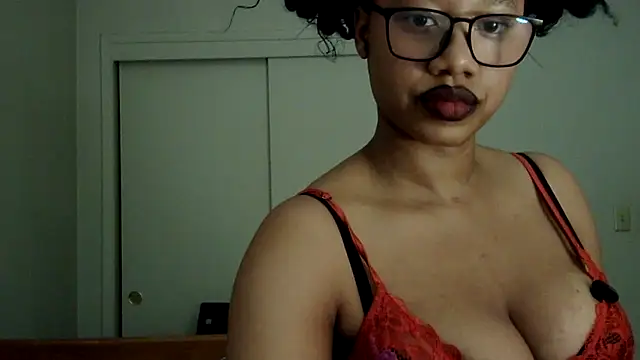 Snapshot of goddessdaisysky chatting on January 12, 2026, 12:27 am goddessdaisysky online show from January 12, 2026, 12:27 am