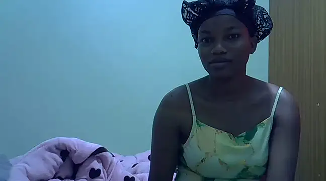 Snapshot of prettychoco1 chatting on December 21, 2024, 5:47 am prettychoco1 online show from December 21, 2024, 5:47 am