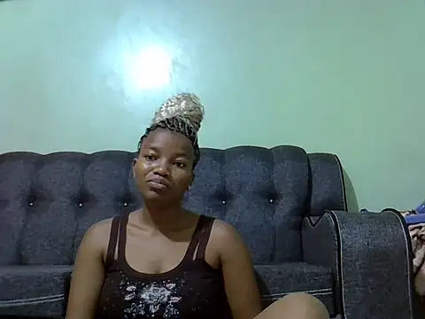 Snapshot of prettychoco1 chatting on February 26, 2025, 3:21 am prettychoco1 online show from February 26, 2025, 3:21 am