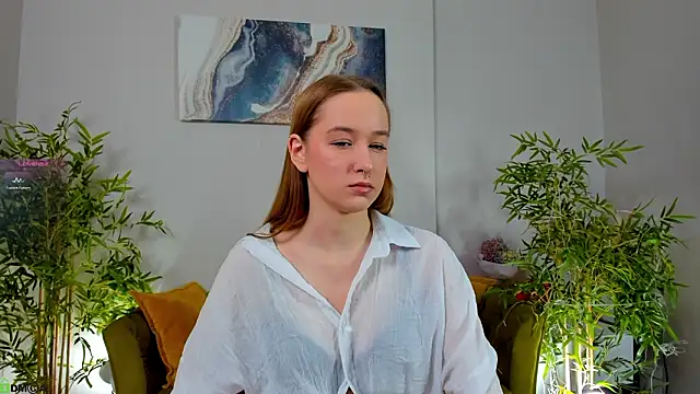 Snapshot of Sweett_Monica chatting on February 17, 2026, 12:40 am Sweett Monica online show from February 17, 2026, 12:40 am