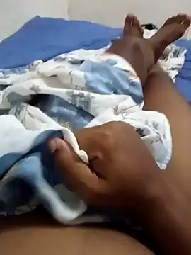 Snapshot of karolgree chatting on November 30, 2025, 11:03 am karolgree online show from November 30, 2025, 11:03 am