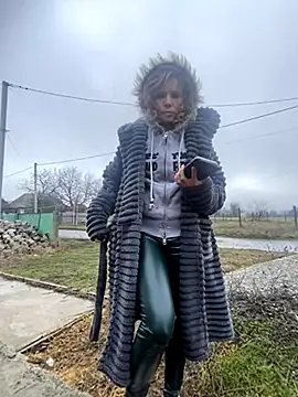 Snapshot of Anita-Smith chatting on November 22, 2025, 8:46 am Anita-Smith online show from November 22, 2025, 8:46 am