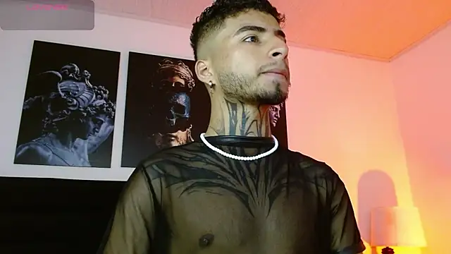 JuanCamiilo 66 online show from February 28, 2025, 4:43 am