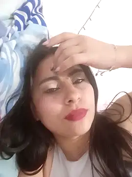 Gatuela1009 online show from September 19, 2025, 5:53 am