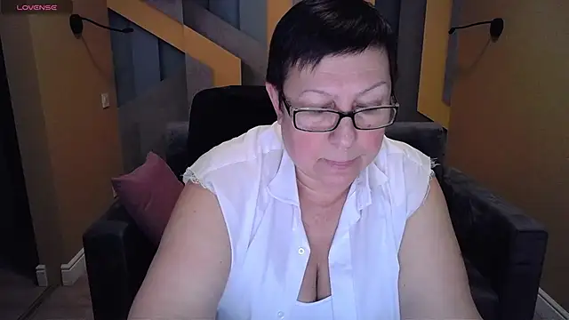 BarbaraTurners online show from January 28, 2025, 3:57 am