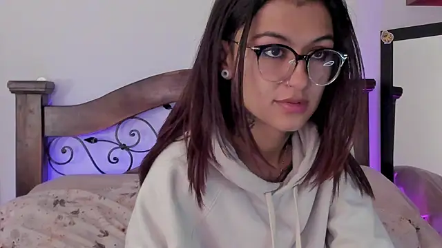 noemi foxxx online show from January 24, 2025, 2:30 pm