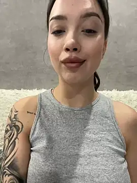 BamBam XO online show from March 18, 2025, 5:09 am