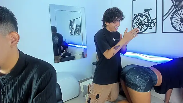 Snapshot of Crazy_nigth01 chatting on February 16, 2026, 7:54 pm Crazy nigth01 online show from February 16, 2026, 7:54 pm