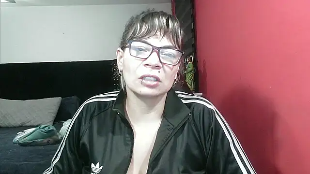 Snapshot of charlotedoll chatting on October 28, 2025, 4:49 am charlotedoll online show from October 28, 2025, 4:49 am