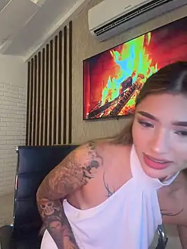 Snapshot of Arianavillada chatting on May 24, 2026, 3:55 am Arianavillada online show from May 24, 2026, 3:55 am