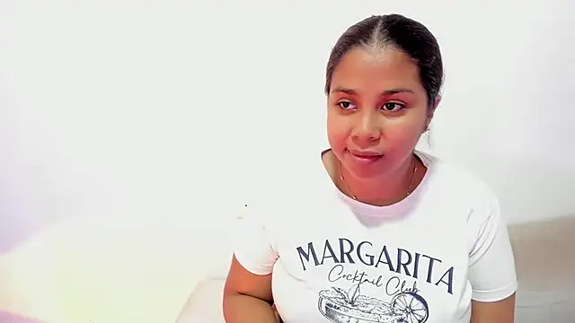 Snapshot of Vidiia chatting on January 14, 2026, 2:17 am Vidiia online show from January 14, 2026, 2:17 am