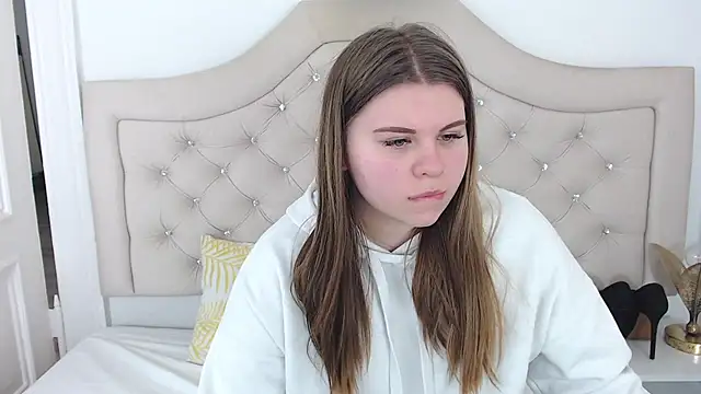 Snapshot of AbbyPleasure chatting on January 7, 2025, 12:52 pm AbbyPleasure online show from January 7, 2025, 12:52 pm