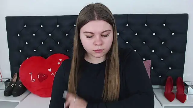 Snapshot of AbbyPleasure chatting on February 14, 2025, 12:36 pm AbbyPleasure online show from February 14, 2025, 12:36 pm