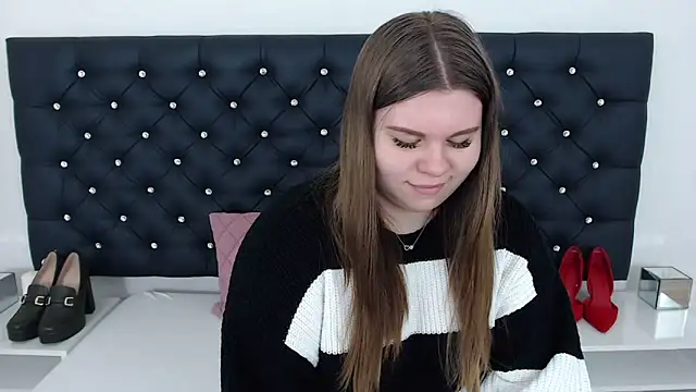 Snapshot of AbbyPleasure chatting on February 25, 2025, 12:34 pm AbbyPleasure online show from February 25, 2025, 12:34 pm