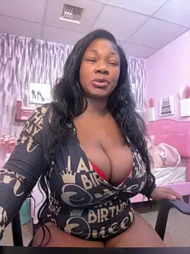 CharismaaBanx online show from November 25, 2025, 11:43 am