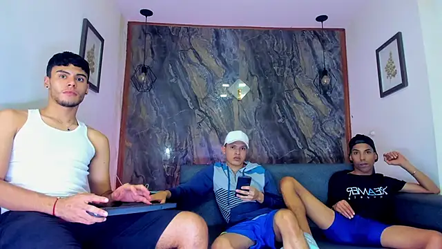 Snapshot of liam_genner_ chatting on February 10, 2025, 1:46 am liam genner online show from February 10, 2025, 1:46 am