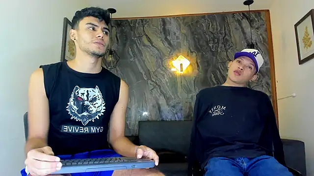 Snapshot of liam_genner_ chatting on February 23, 2025, 8:11 pm liam genner online show from February 23, 2025, 8:11 pm