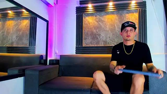 Snapshot of liam_genner_ chatting on September 15, 2025, 8:09 pm liam genner online show from September 15, 2025, 8:09 pm