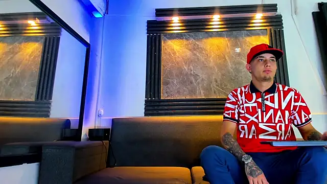 Snapshot of liam_genner_ chatting on September 25, 2025, 8:12 pm liam genner online show from September 25, 2025, 8:12 pm