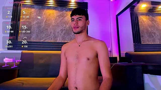 Snapshot of liam_genner_ chatting on October 9, 2025, 8:18 pm liam genner online show from October 9, 2025, 8:18 pm