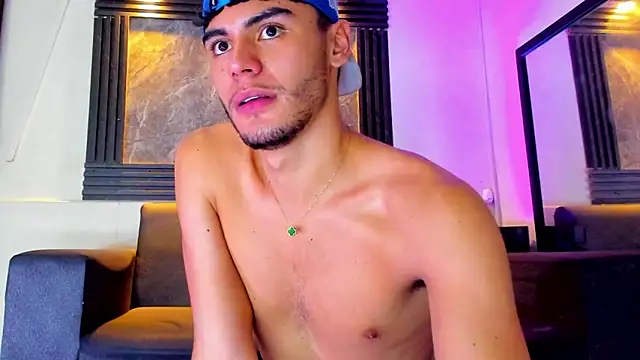 Snapshot of liam_genner_ chatting on October 11, 2025, 8:51 pm liam genner online show from October 11, 2025, 8:51 pm