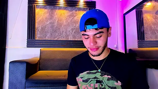 Snapshot of liam_genner_ chatting on October 12, 2025, 8:52 pm liam genner online show from October 12, 2025, 8:52 pm