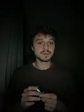 oguuxum online show from March 27, 2026, 9:14 pm