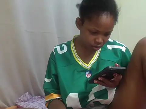 queen-sasha online show from November 16, 2025, 5:40 pm