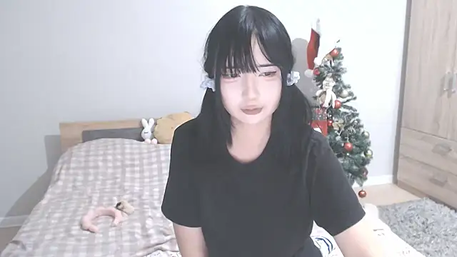 Snapshot of your_angela chatting on January 14, 2026, 12:44 pm your angela online show from January 14, 2026, 12:44 pm