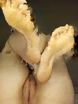 Snapshot of BiaHot010 chatting on June 10, 2026, 12:00 am BiaHot010 online show from June 10, 2026, 12:00 am