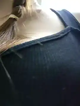 zizi public online show from March 2, 2025, 8:05 am