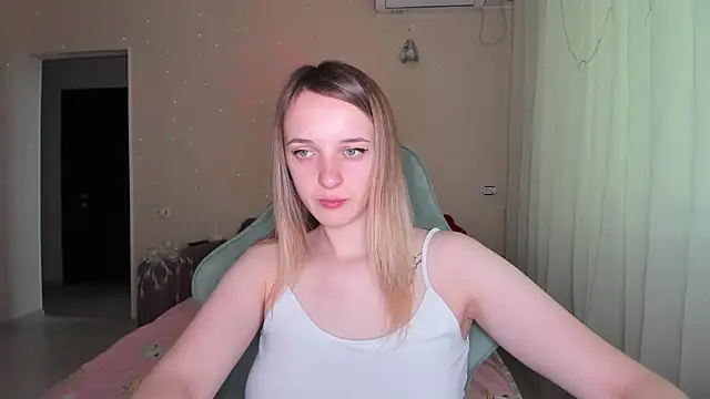 Snapshot of RouseReed chatting on March 21, 2026, 8:08 am RouseReed online show from March 21, 2026, 8:08 am