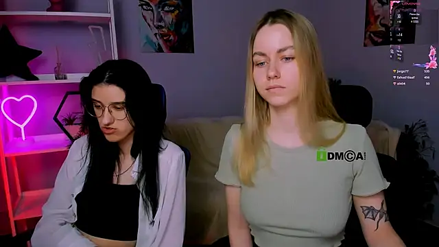 Snapshot of scarlet_mooore chatting on March 11, 2025, 2:32 am scarlet mooore online show from March 11, 2025, 2:32 am