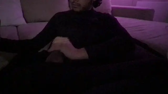 iwantfuckbby online show from February 6, 2025, 2:37 pm