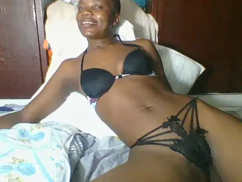 Snapshot of AfricanPrincess24 chatting on May 1, 2026, 3:00 am AfricanPrincess24 online show from May 1, 2026, 3:00 am
