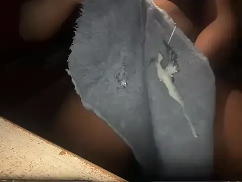 KivenSa online show from December 23, 2025, 1:14 am