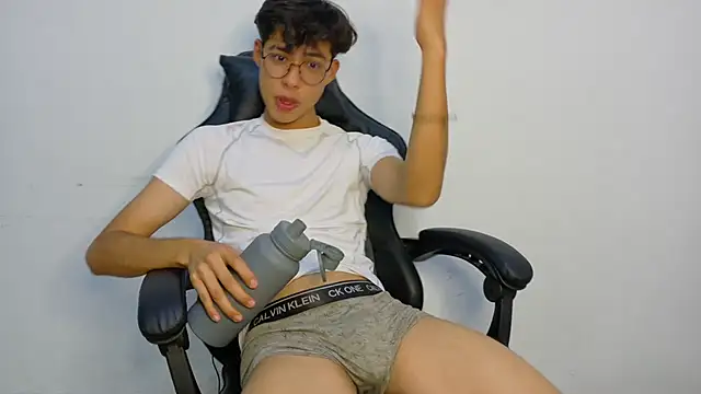 Jacotnk online show from February 4, 2025, 4:48 am