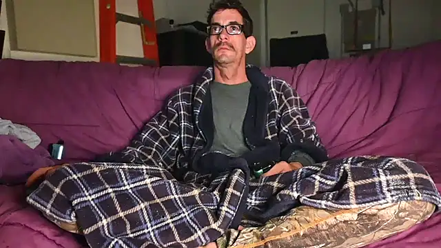 Snapshot of joeiandola chatting on March 3, 2025, 5:09 am joeiandola online show from March 3, 2025, 5:09 am