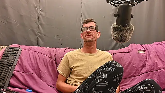 Snapshot of joeiandola chatting on September 25, 2025, 3:49 pm joeiandola online show from September 25, 2025, 3:49 pm