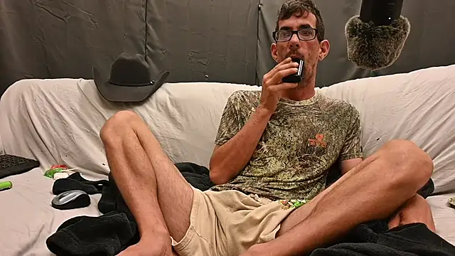 Snapshot of joeiandola chatting on September 27, 2025, 2:27 am joeiandola online show from September 27, 2025, 2:27 am