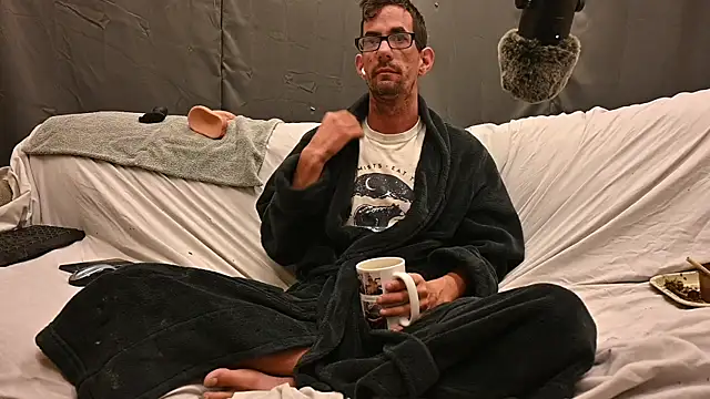 Snapshot of joeiandola chatting on September 28, 2025, 3:17 pm joeiandola online show from September 28, 2025, 3:17 pm