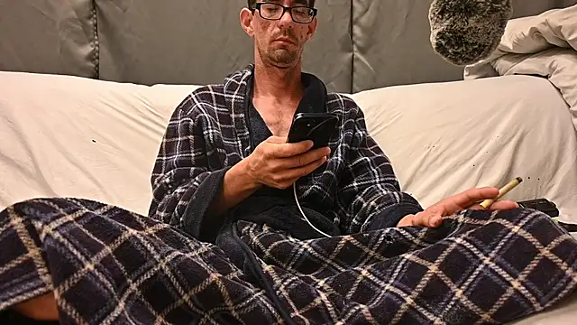 Snapshot of joeiandola chatting on October 10, 2025, 6:29 pm joeiandola online show from October 10, 2025, 6:29 pm