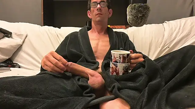 Snapshot of joeiandola chatting on November 12, 2025, 4:24 am joeiandola online show from November 12, 2025, 4:24 am